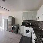 Private Room In North London En-Suite