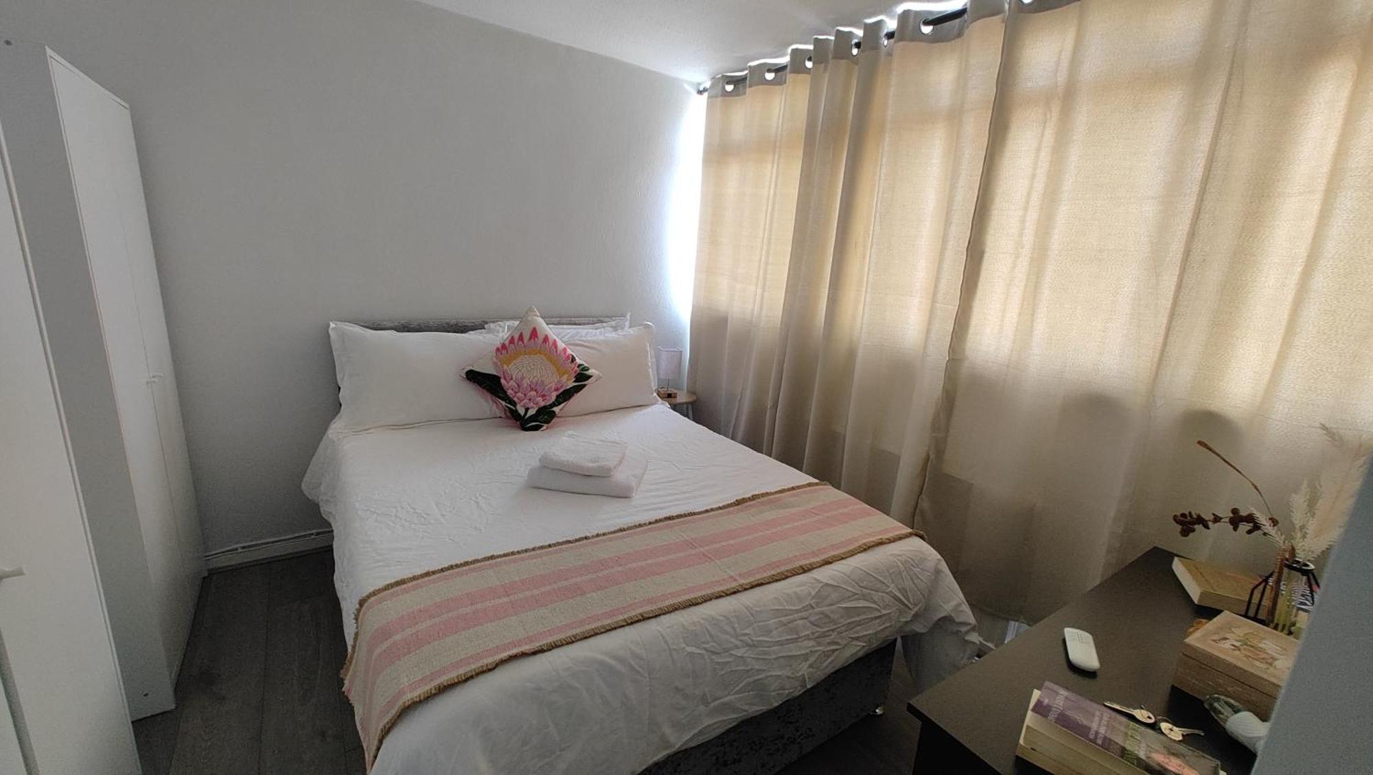 Homestay Private In North En-suite London