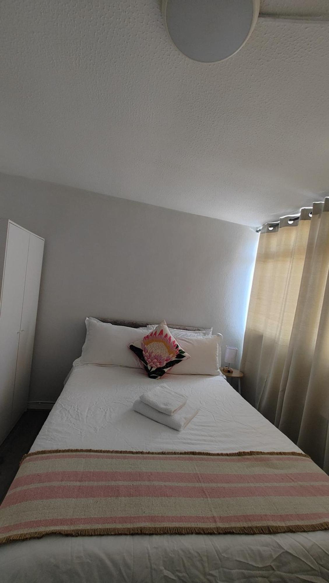 Homestay Private In North En-suite *